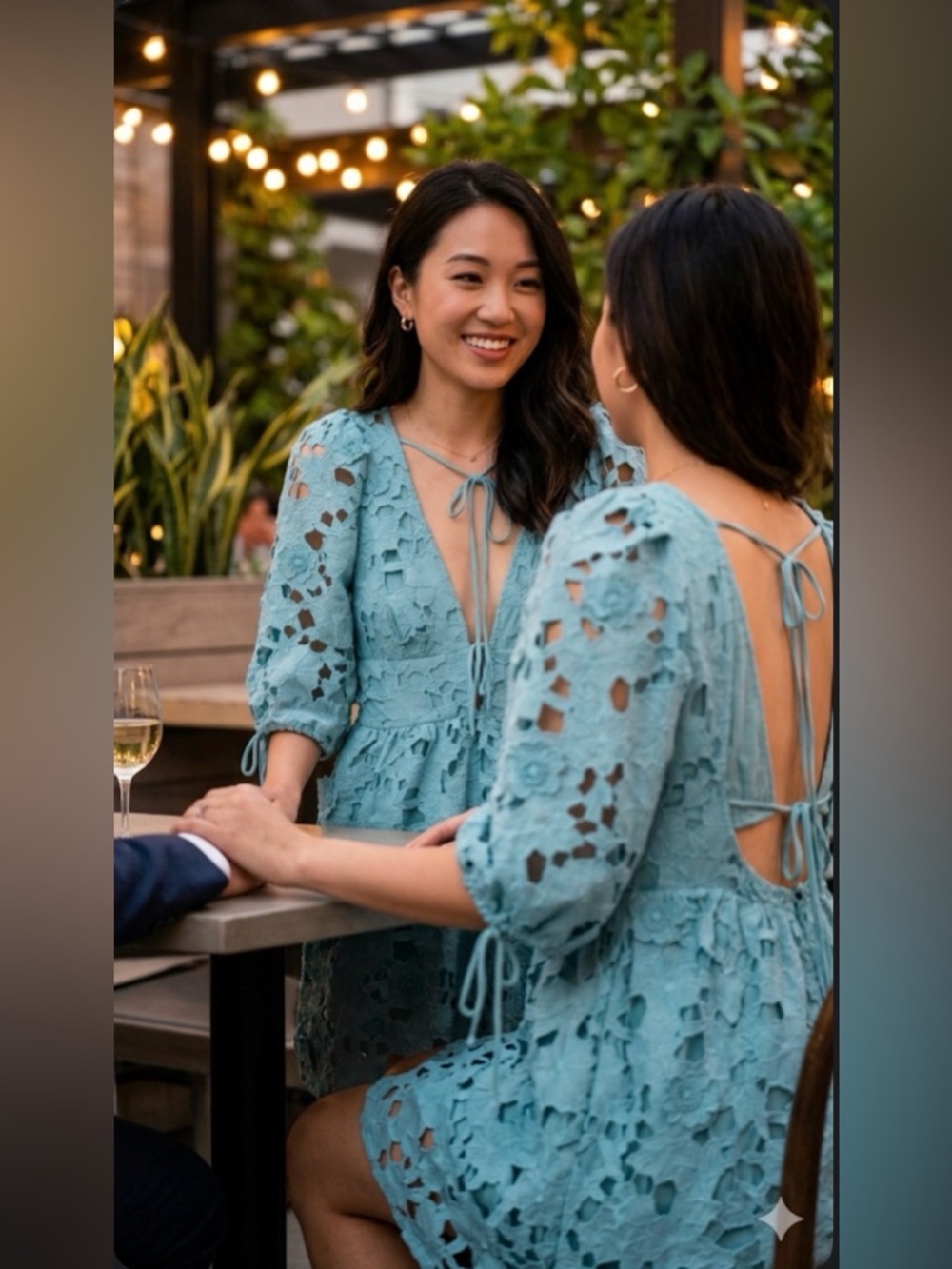 Storia Blue Floral Eyelet Mini Dress Medium NWOT $108 - Picture 4 of 6